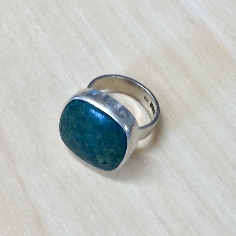 Sterling silver jade ring
